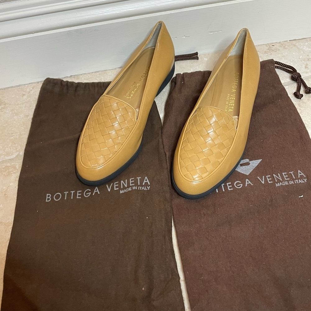NWT Botegga Veneta loafers